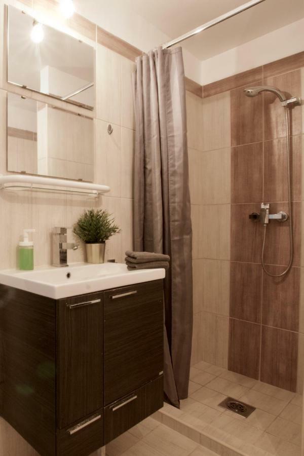 Standard Apartment By Hi5 - Steindl Street Budapest Exterior photo